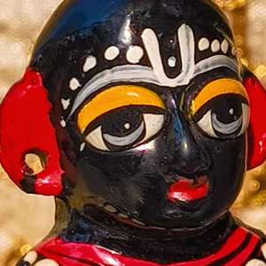 Laddoo Decorativo de Bronce, Gopal Murti, Ídolo Tradicional de Krishna para Sala de Pooja, Regalo Espiritual, Venta al por Mayor - Product Image 2