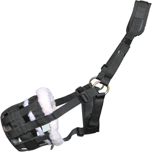 Museau de pâturage en plastique personnalisé de haute qualité pour chevaux, équipement équestre avec licol - Product Image 2