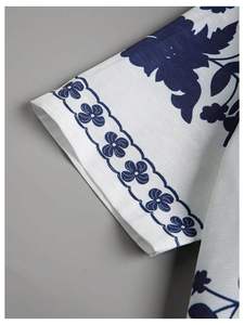 Conjunto de dos piezas con estampado floral para hombre, camisa de manga corta con botones y pantalones cortos con cintura elástica, conjunto ligero de playa para verano - Product Image 5