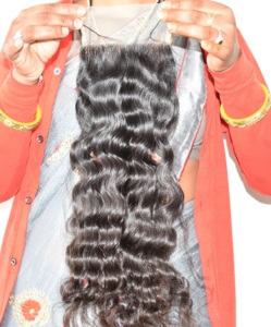 Prix de gros Extension de cheveux pour femmes, vierge indienne non-Remy, double trame machine, bouclée, en dentelle, pré-étirée, couleur noire, 10-22 pouces - Product Image 1