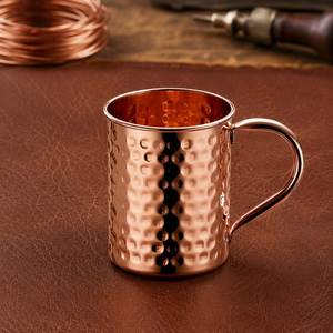 Tasse en cuivre martelé style vintage avec poignée, résistante à la chaleur, pour la bière et les fêtes - Product Image 5