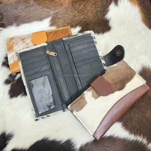 Conjunto de 2 piezas a juego al por mayor: Bolso bandolera de cuero genuino de vaca con flecos y cartera de cuero con pelo, estilo bohemio occidental. - Product Image 6