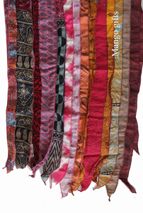 Lot en gros de foulards, bandeaux et textiles vintage en soie indienne Sari Saree, patchwork, style bohème gypsy, Mango Gift, pour la mode bohème et l'art textile - Product Image 2
