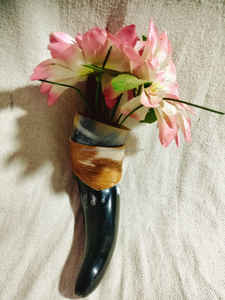 Vase décoratif artisanal en véritable corne de buffle, nouveau design par ARTWORK MAESTRO - Product Image 2