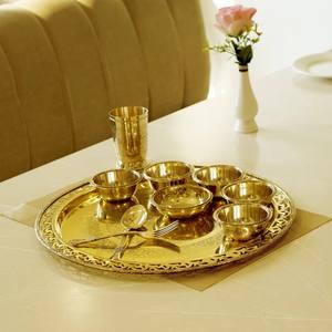 Service de table Jaali Royal Classique en laiton, 10 pièces (14 assiettes) - Compatible lave-vaisselle, écologique et réutilisable - Product Image 1