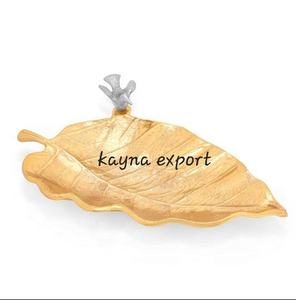 Plato de Servir de Metal con Acabado Plateado de Lujo, Ecológico, Diseño Único de Rama de Hojas con Textura Elegante, Ligero, para Fiestas - Product Image 2