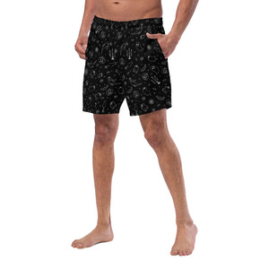 Shorts de sport en mesh pour homme, noirs, personnalisés, avec motif Halloween, imprimé fantôme et citrouille - Product Image 2