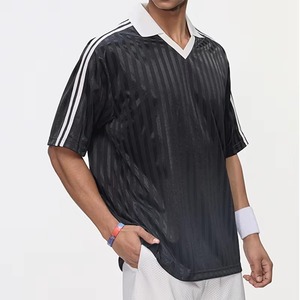 Camiseta Deportiva de Secado Rápido de 160 g/m² para Hombre y Mujer, Malla 100% Poliéster, Cuello en V, Manga Corta, Estilo Jersey de Fútbol, Personalizable - Product Image 4