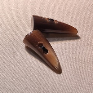 Punta de Cierre de Cuerno de Búfalo Gruesa, Resistente y Ecológica para Prendas de Invierno Pesadas, Abrigos Largos y Chaquetas - Product Image 2