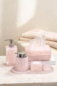 Juego de Accesorios de Cuatro Piezas para Baño, Dispensador de Jabón Cuadrado con Diseño de Mármol en Resina Artesanal, Portacepillos de Dientes, Fácil de Limpiar - Product Image 2