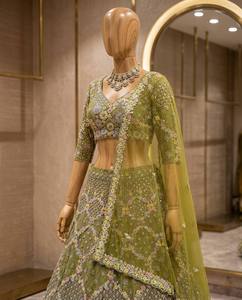 Divyam Creation Lehenga Choli brodé rose en spandex extensible, coupe classique, longueur au sol, tenue de mariage traditionnelle pour femmes, Inde - Product Image 3