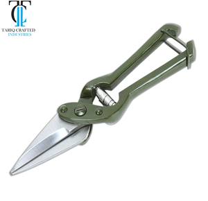 Cisailles robustes pour sabots de bétail en acier inoxydable, instrument de coupe de sabots TARIQ CRAFTED INDUSTRIES - Product Image 5