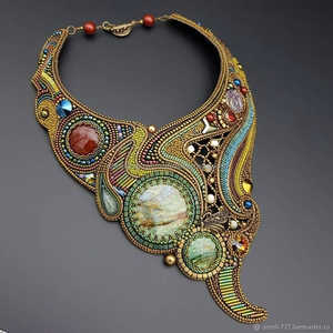 Collar de Perlas para Novia con Patrones de Bordado Coloridos, Diseño Romántico y Elegante - Product Image 4