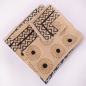 ผ้าพันคอทรงสี่เหลี่ยมพิมพ์ลายบล็อกทำมือระดับพรีเมียม สำหรับทุกเพศ ระบายอากาศได้ดี เป็นมิตรกับสิ่งแวดล้อม เนื้อผ้านุ่ม ยืดหยุ่นได้ ใช้ได้ทุกฤดู สำหรับพันคอ พันศีรษะ หรือพันหลัง - Product Image 2