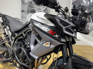 Moto d'aventure Triumph Tiger 800 XCX 800cc de 2015, performances de pointe, à vendre - Product Image 4