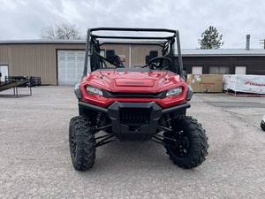 UTV Honda Pioneer 1000-6 Deluxe Crew Deluxe 2025 de Alta Calidad para Adultos - Product Image 5