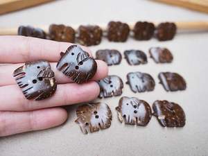 อุปกรณ์เสริม Eco CocoShell ทำด้วยมือจากมะพร้าวแท้ - Product Image 2