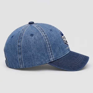 Gorra de béisbol premium con corona estructurada, visera curva, tela transpirable y cierre ajustable para un uso diario cómodo. - Product Image 5