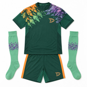 Uniformes de Fútbol Personalizados de Alto Rendimiento para Hombres y Jóvenes: Conjunto de Fútbol de Poliéster Interlock Transpirable de Secado Rápido - Product Image 5