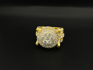 Montre-bague de luxe en argent sterling plaqué argent avec moissanite taille brillant rond, sertie à griffes, design couronne unisexe, pour usage quotidien - Product Image 3