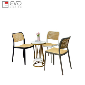 Silla de Plástico Imitación Ratán sin Brazos con Diseño Resistente a la Intemperie para Uso Comercial en Interiores y Exteriores - Product Image 6