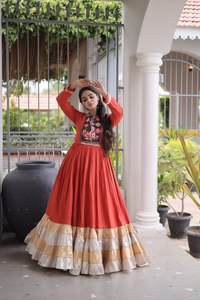 Collection de robes spéciales Navratri en faux georgette avec broderie de designer et travail de miroirs réels - Product Image 1