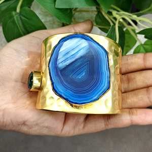 High demand women jewelry organic shape blue agate slice <b>bracelet</b> apatite quartz gold plated hammered texture wide band cuff - Product Image 5