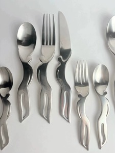 Juego de cubiertos de acero inoxidable de lujo, ideal para las industrias de la hostelería y el servicio de alimentos. - Product Image 3