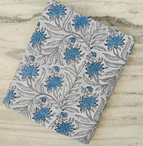 Tela de algodón Sanaganeri de Jaipur con estampado a mano, tela india para vestidos, proveedor mayorista de telas. - Product Image 4