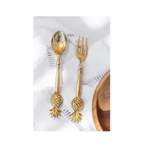 Ensemble de couverts à manche plat en laiton doré poli avec manche design - Product Image 4