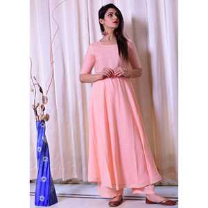 Ensemble de costume décontracté en crêpe pêche avec haut à manches trois-quarts, taille XS - Product Image 3