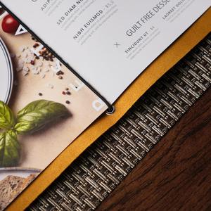 Porte-menu pliable de luxe en cuir véritable de qualité supérieure, élégant, durable, rechargeable, pour restaurant, café, LMC-0061 - Product Image 3