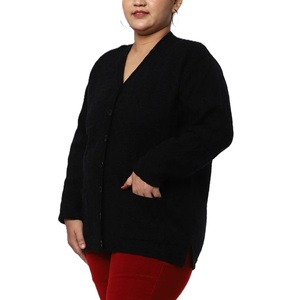 Cardigan décontracté pour femmes avec col en V, couleur unie, tissu respirant, fermeture à boutons sur le devant, pour la saison hivernale, en provenance du Bangladesh - Product Image 5