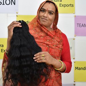 Extensiones de cabello humano vietnamita, mechones de trama crudos, ondulados, naturales, de color negro al por mayor - Product Image 6