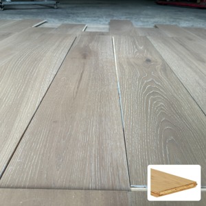 Suelo de Madera Maciza de Roble Blanco de 3/4" x 5", Grado Selecto, Acabado Liso con Protección UV, Sistema T&G - Product Image 4