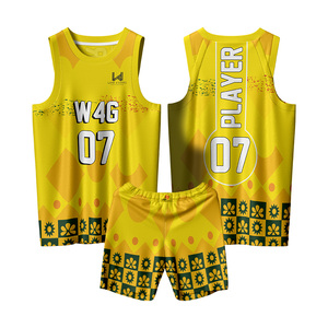 Ensemble short et maillot de basketball personnalisé pour homme, imprimé par transfert thermique, 100 % polyester, maille respirante, évacuation de l'humidité, séchage rapide, col rond - Product Image 6