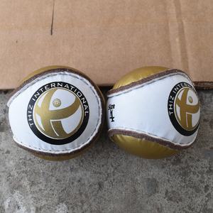 Balles murales tout temps avec logo personnalisé Sliotars Balles de hurlement portables en PVC Meilleure vitesse Cliquez sur Sliotars - Product Image 6