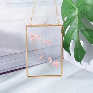 Cadre photo élégant à suspendre au mur, en métal et verre, décoration moderne pour la maison, décoration élégante, qualité supérieure - Product Image 1