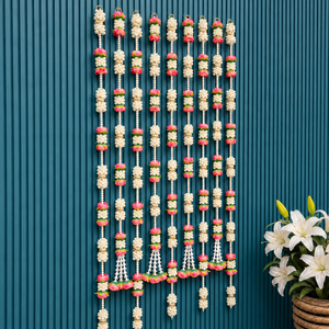 Guirnalda Colgante de Perlas de Loto Rosa y Jazmín, Decoración Floral para Puerta, Decoración de Pared para Bodas, Mandir, Decoración del Hogar, Diseño Hecho a Mano - Product Image 4