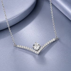 Collier pendentif en argent sterling S925 avec diamant de laboratoire rond brillant, vente en gros, fabricant de bijoux personnalisés OEM ODM - Product Image 1
