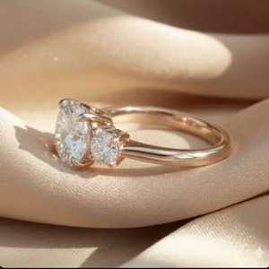 Igi Certified Cvd Lab Grown Created Diamond 10k 14k 18k Gold Engagement Ring Round Cut Three <b>Stone</b> Features Petal Claw - Product Image 3