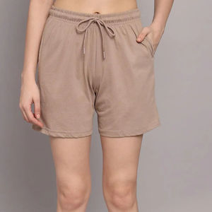 ชุดเสื้อยืดและกางเกงขาสั้นผ้าฟลีซ 2 ชิ้น สำหรับผู้หญิง ผลิตแบบ OEM/ODM ผ้าฝ้าย 100% สีพื้น พร้อมโลโก้พิมพ์ลาย 3 มิติ ตามสั่ง - Product Image 3