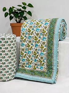 Couette Kantha de luxe faite à la main 100% coton, taille Queen, imprimé floral bleu, réversible, durable et respirante, lavable - Product Image 2