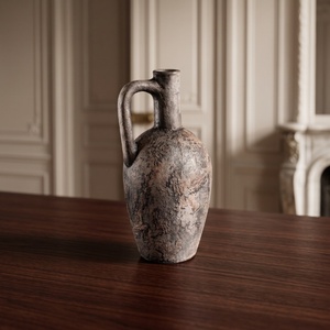 Jarrón Alto de Cerámica Estilo Wabi Sabi con 1 Asa, Jarra de Cerámica con Acabado Rústico para Decoración Vintage del Hogar - Product Image 3