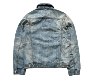 Popular <b>Mens</b> <b>Denim</b> <b>Jacket</b> Slim Fit Stretchable Comfortable and Durable Perfect for Casual Wear and Everyday Outfits - Product Image 2
