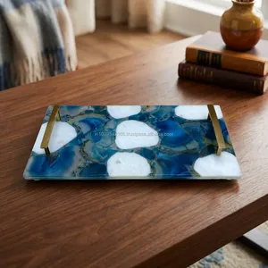 Plateau de service rectangulaire en verre, motif marbré bleu et blanc, design moderne fait main, assiette décorative pour la table à manger - Product Image 4