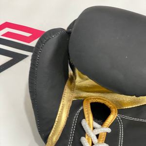 Gants de boxe en cuir de vache véritable, best-sellers, noirs, argentés, dorés, à lacets, pour entraînement de MMA et de boxe, gants de gym. - Product Image 6