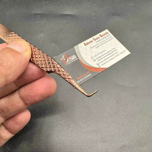 Pinzas para Extensión de Pestañas con Punta de Diamante en Oro Rosa, Acero Inoxidable, Instrumento de Belleza de Precisión Aislado - Product Image 3