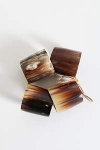 Porte-serviettes en corne naturelle avec finition miroir, personnalisé pour la vaisselle, la décoration de table et la maison, article ménager au meilleur prix - Product Image 2