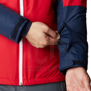 Veste de ski respirante à capuche, best-seller, avec logo sur le devant, tissu imperméable, chaude pour l'hiver, utilisation en extérieur, fabriquée au Pakistan - Product Image 4